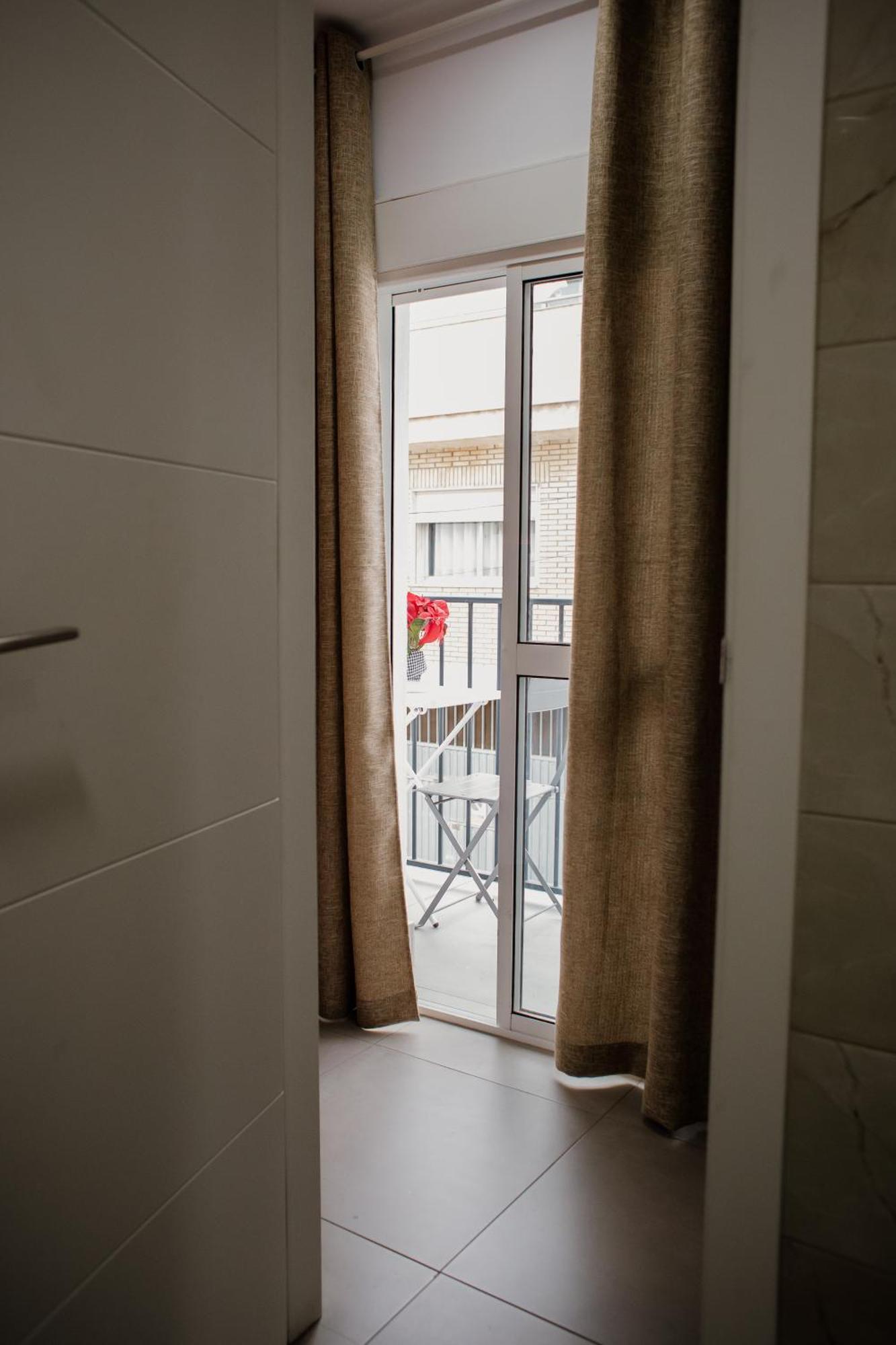 Apartamentos Turisticos Mastil 16 Malaga Exterior photo