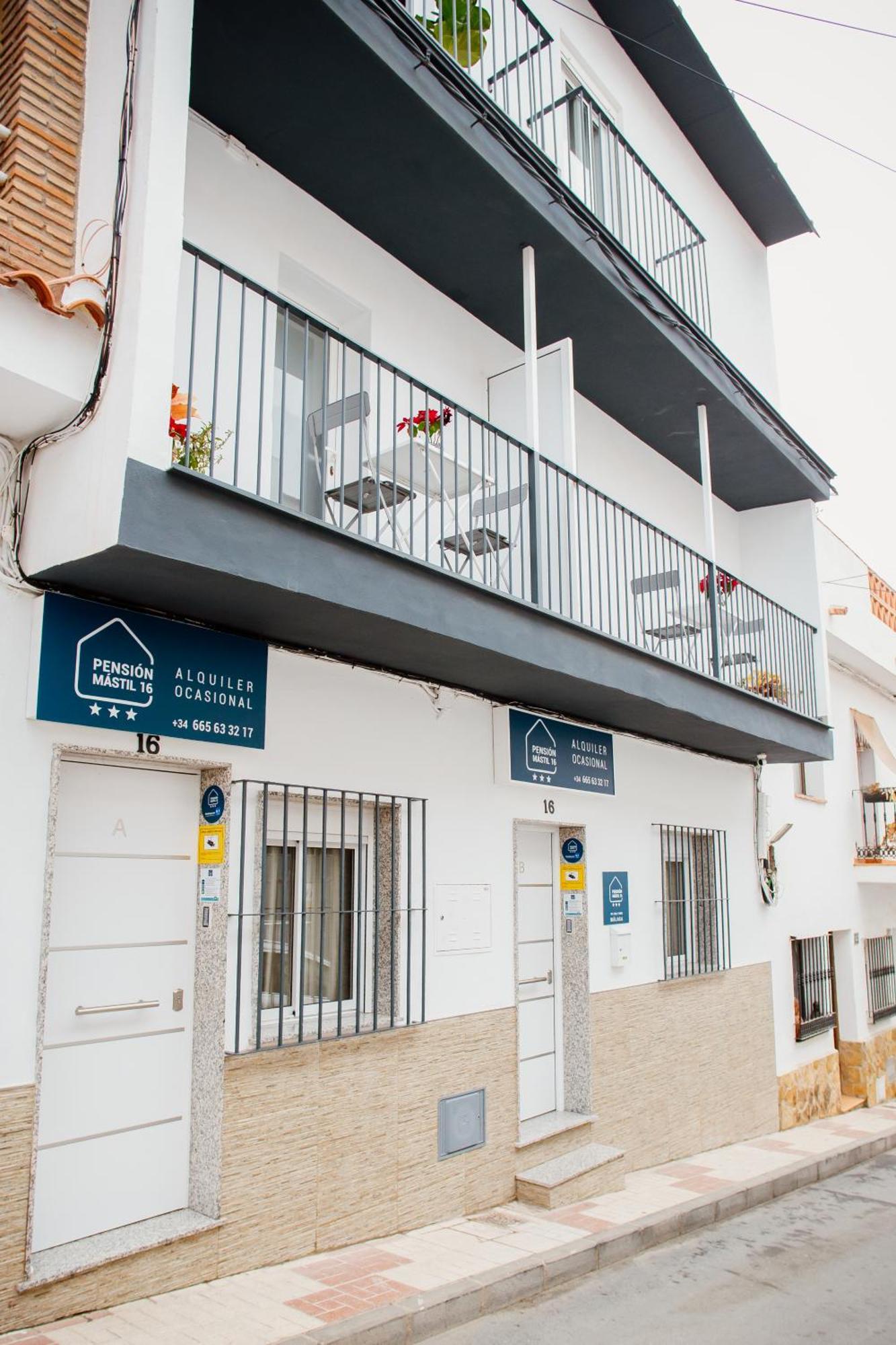Apartamentos Turisticos Mastil 16 Malaga Exterior photo